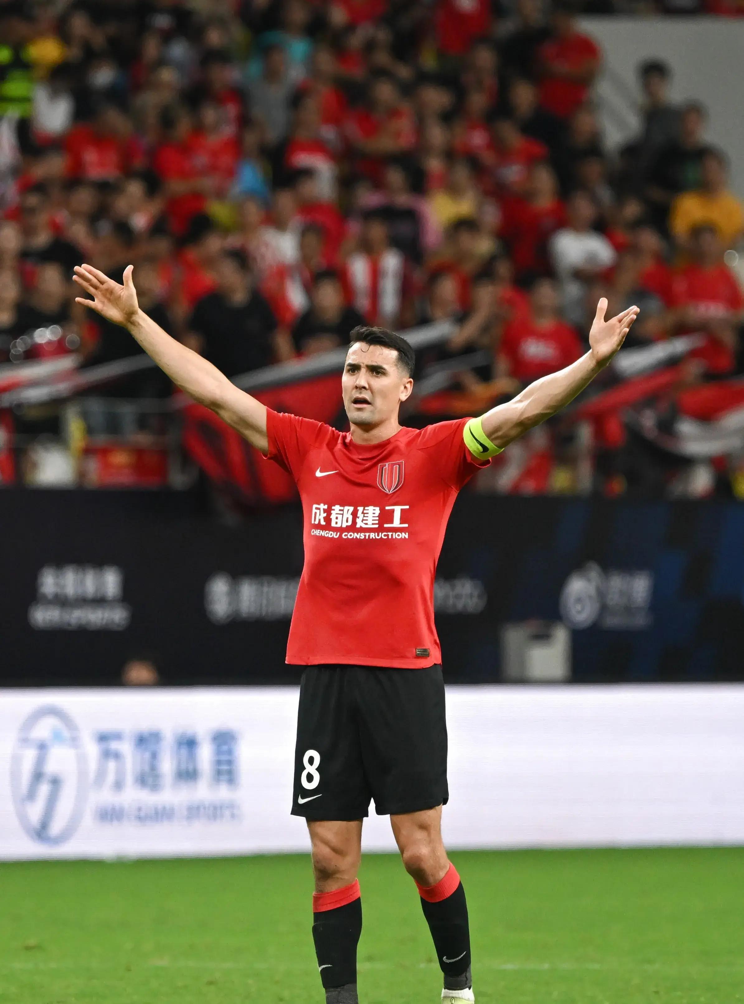 星空体育官网关于今夜突围战来临，利物浦围绕意大利杯更衣室发声，赛场秩序良好，临场指挥获称赞的信息