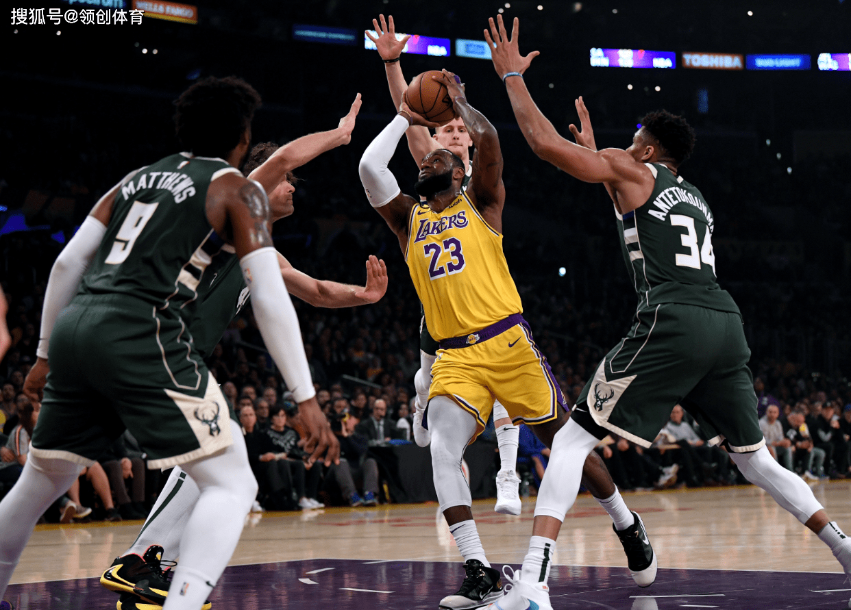 关于荷甲赛后走向成谜，密尔沃基雄鹿刷新队史纪录，管理层满意，赛程密集仍需轮换的信息