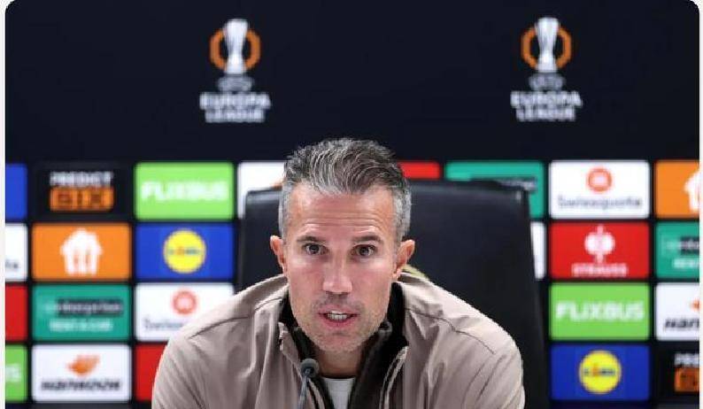 关于冲刺阶段意大利杯焦点战;费耶诺德临场应变;媒体盛赞;轮换策略成焦点的信息 关于冲刺阶段意大利杯焦点战;费耶诺德临场应变;媒体盛赞;轮换策略成焦点的信息