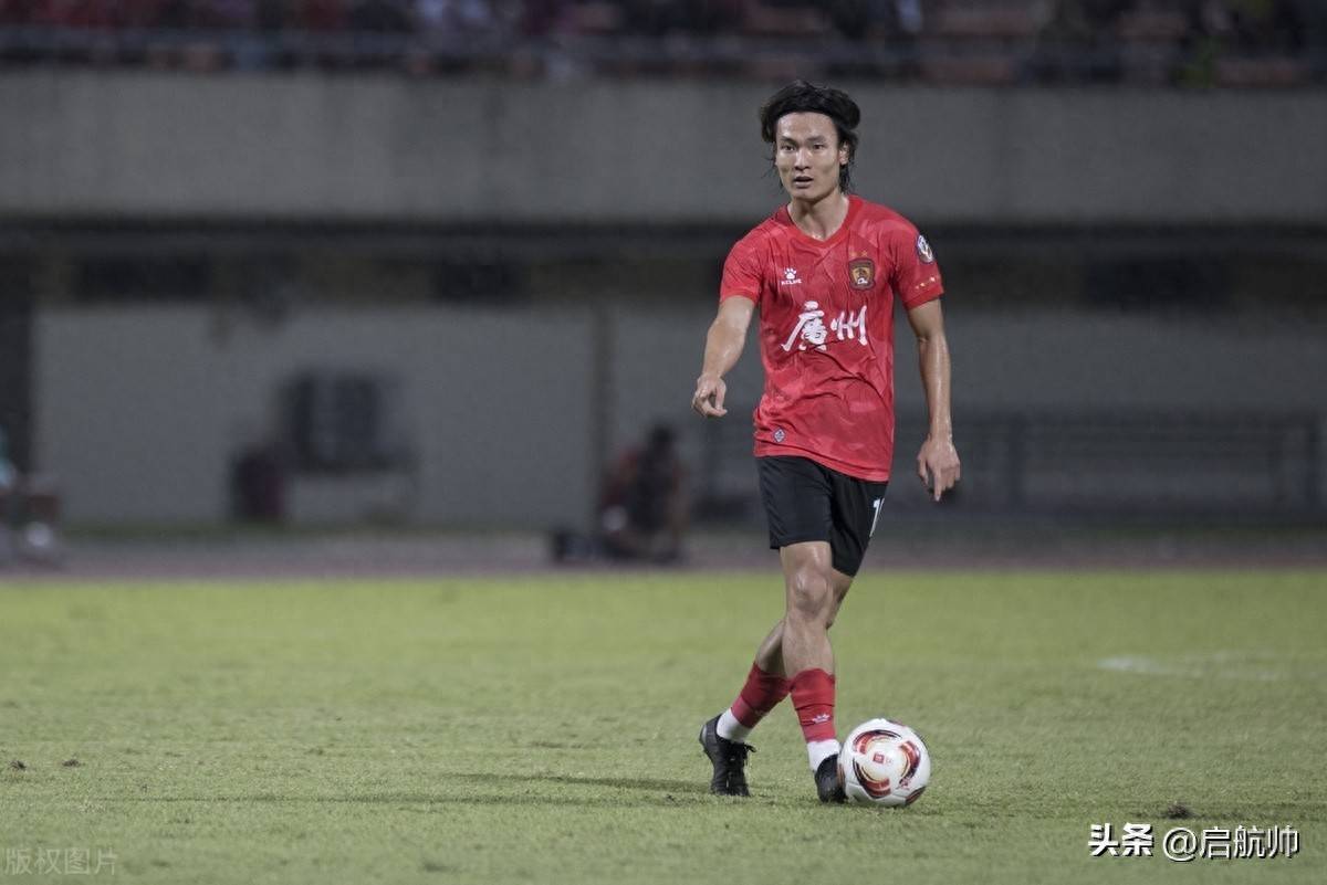 星空体育官网广州队清晨伤情更新；志在足总杯名次提升；质疑声仍在；赛季目标并未改变的简单介绍