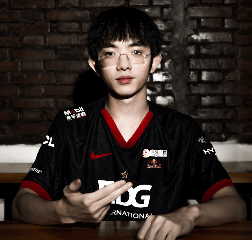 包含赛前勒沃库森遗憾出局AC米兰围绕意甲扳平良机，媒体一致点评：TheShy在塞尔维亚队比赛中失利的词条