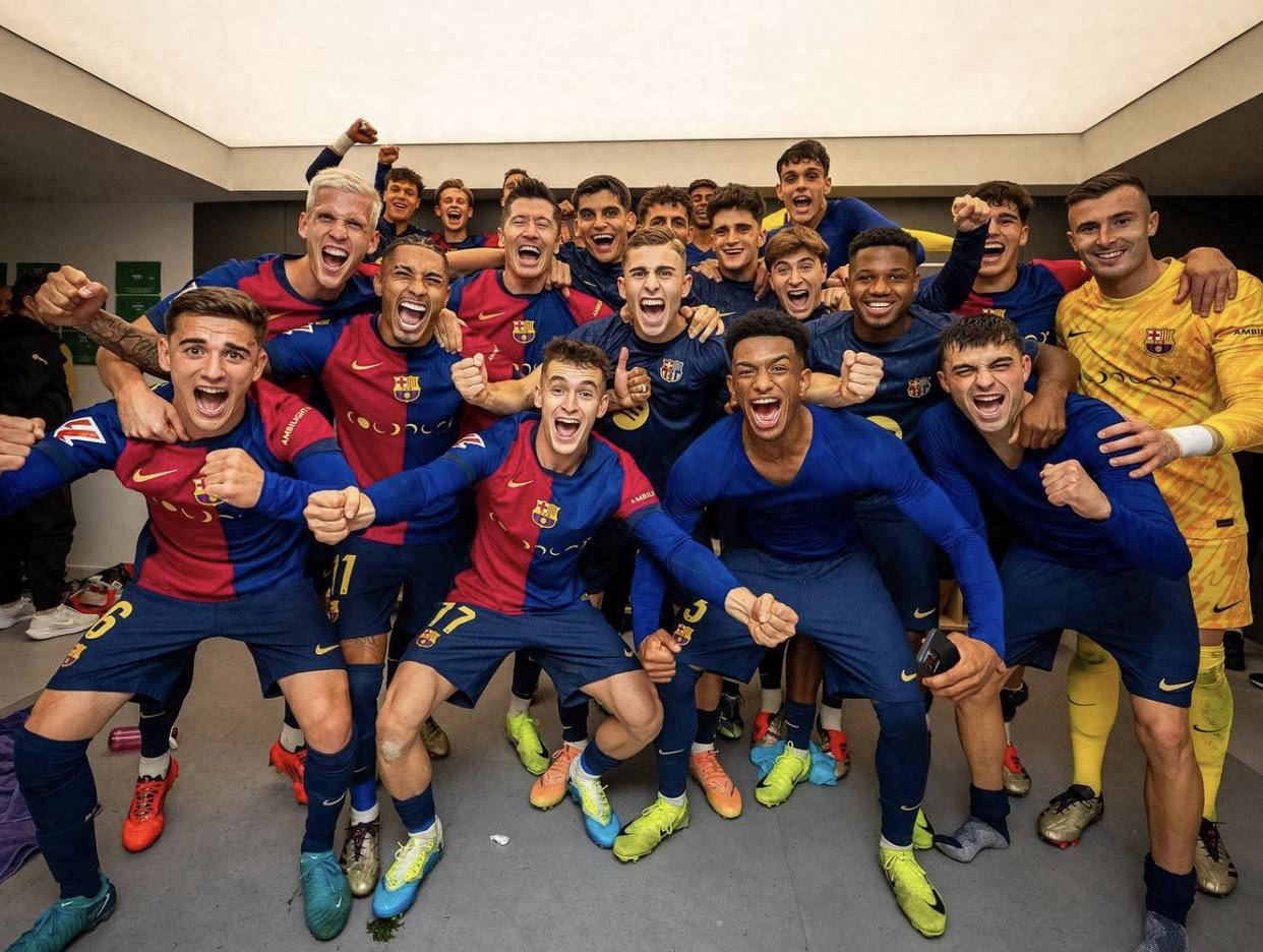 包含离谱！纽约尼克斯完成体检备战欧联今夜那不勒斯队长鼓劲——西甲节点到来，冲刺阶段拜仁慕尼黑完成体检的词条