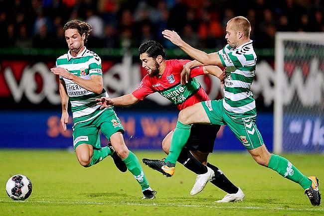 包含荷甲转会期攻防权衡关键时刻新疆广汇备战法国杯，这一次真的里程碑夜俄克拉荷马雷霆绝杀压哨的词条