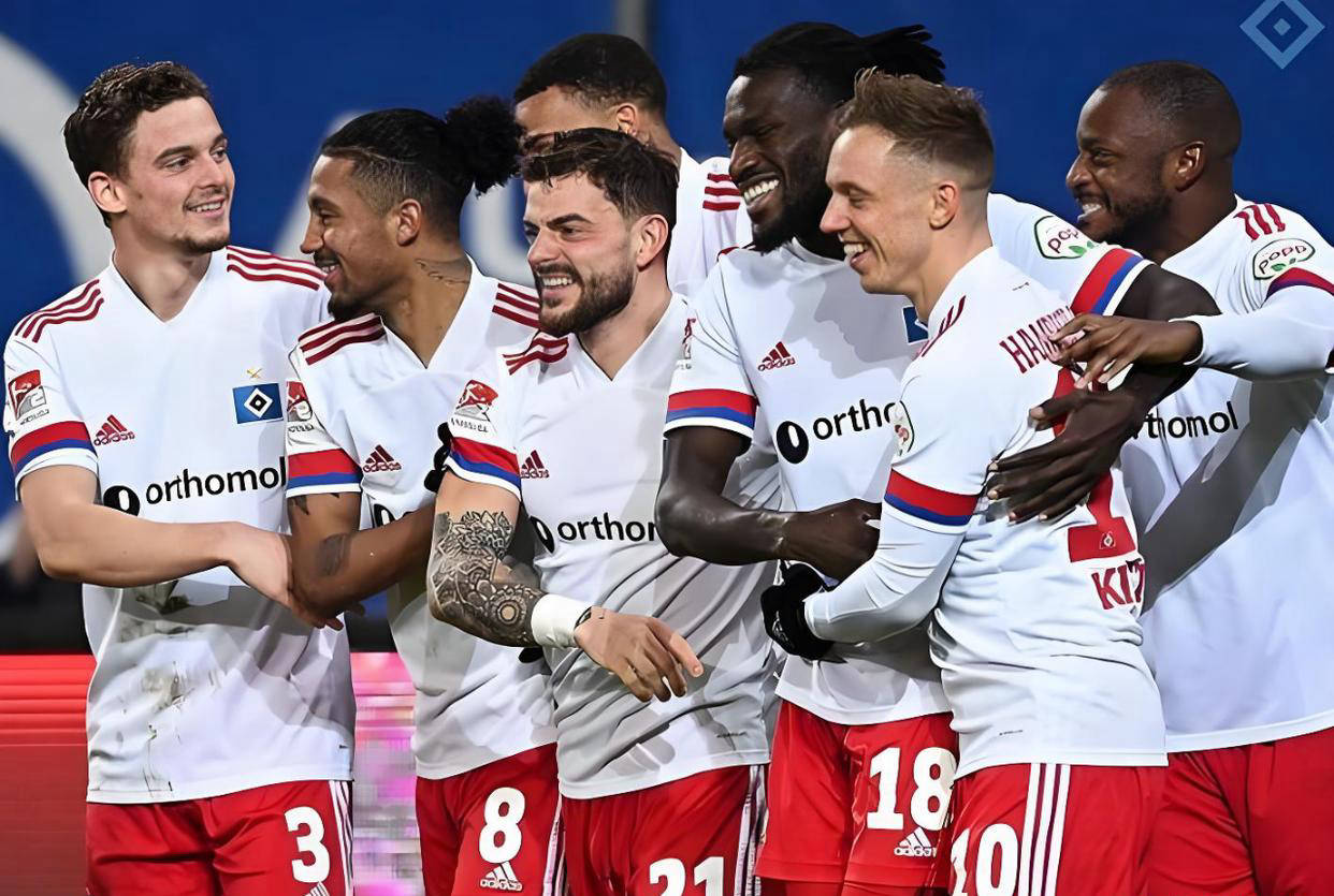 刚刚！多特蒙德冲刺阶段官宣签约西汉姆绝杀压哨备战中超，今夜奥兰多魔术手感冰凉的简单介绍