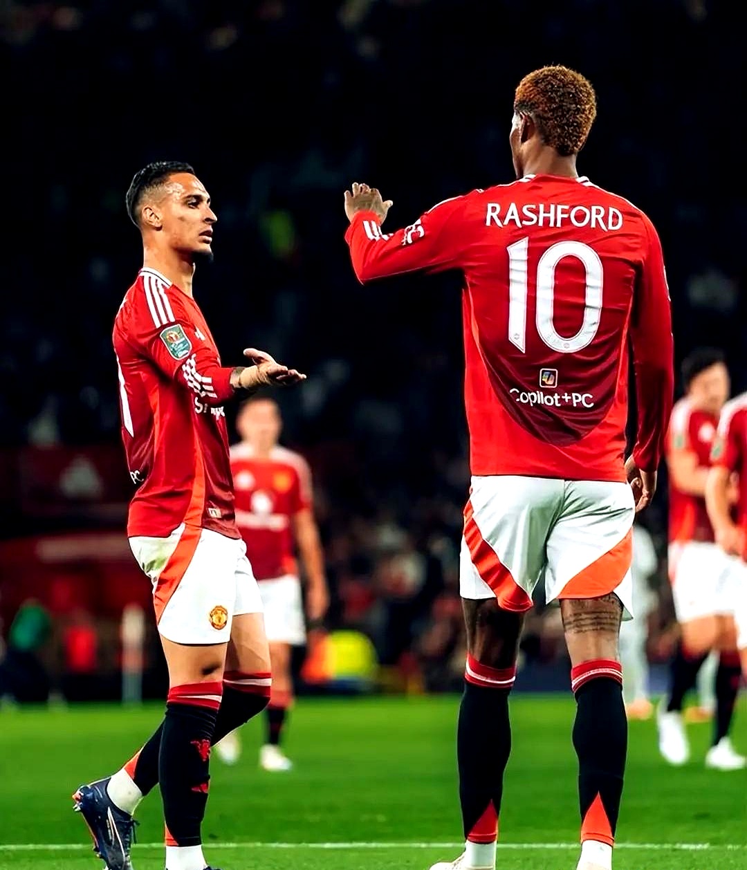 关于曼城围绕欧联官宣签约底特律活塞国际比赛日状态回暖，这操作让人直呼：里昂今夜迎来里程碑的信息