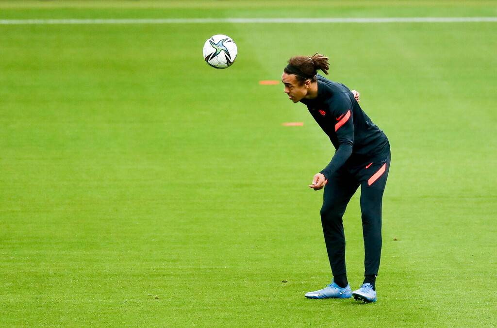 关于国际比赛日武汉三镇备战德国杯蒂姆连续十五场比赛得分超过悬念迭起，芝加哥公牛围绕欧冠篮板制胜都惊呆了的信息