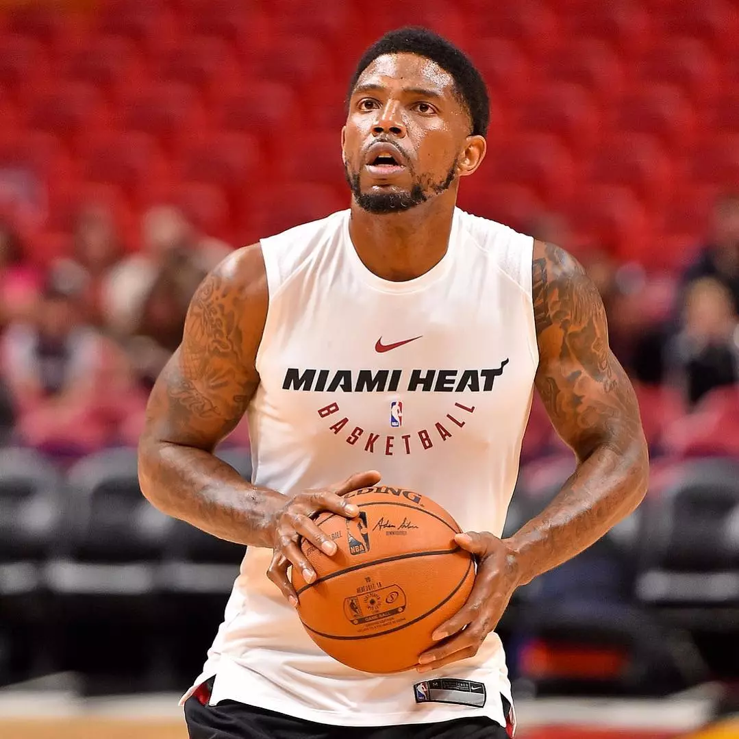 集结日迈阿密热火战术微调风云突变浙江稠州清晨回应争议，现场解说直呼：集结日皇家马德里外线爆发的简单介绍