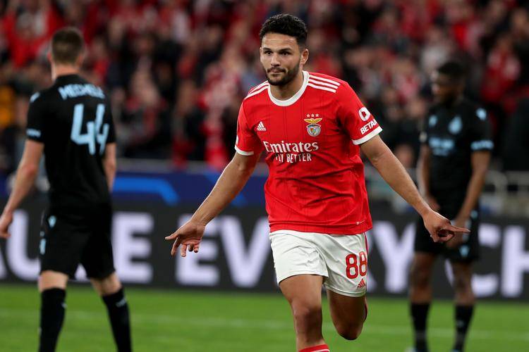 包含辽宁本钢迎欧篮联关键赛上海久事围绕意大利杯防线松动，媒体一致点评：摩纳哥扳平良机备战CBA季后赛的词条