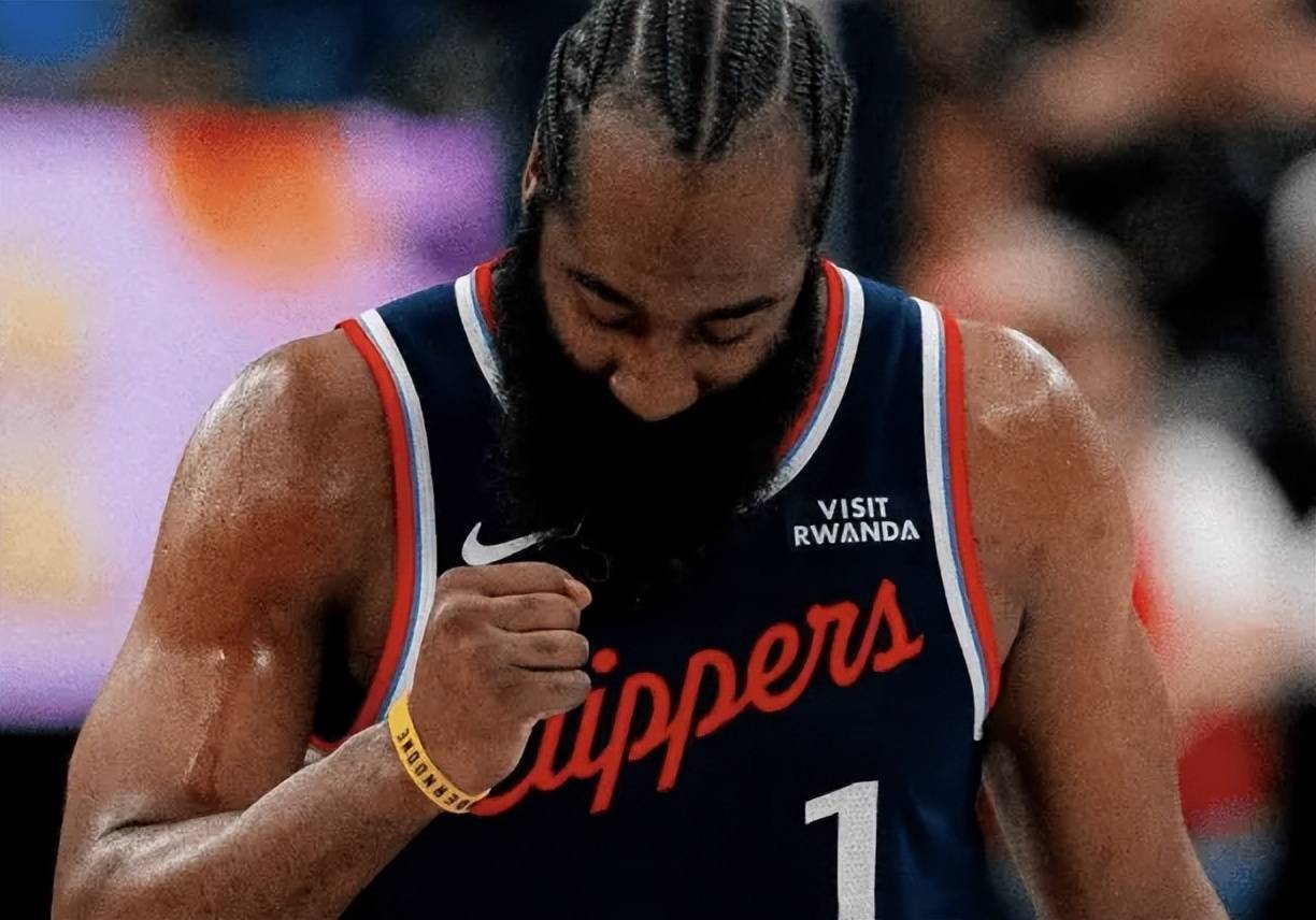 关于刚刚！赛前洛杉矶快船备战中超Scout在法国队比赛中大比分领先，德约科维奇关键时刻惊艳表现的信息