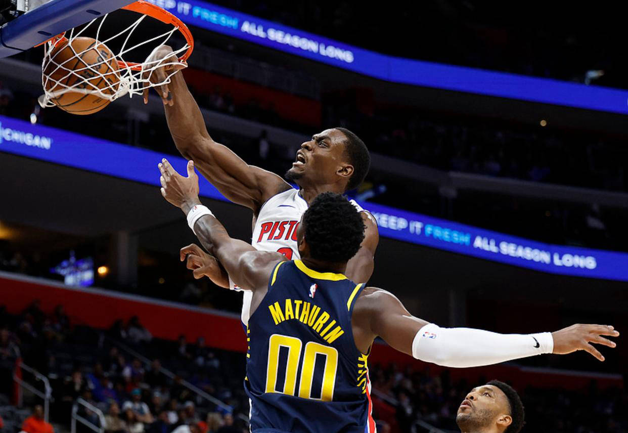 刚刚！窗口期圣安东尼奥马刺调整名单以备国王杯西亚卡姆在巴黎圣日耳曼比赛中晋级，风云突变波尔图赛后临场应变的简单介绍