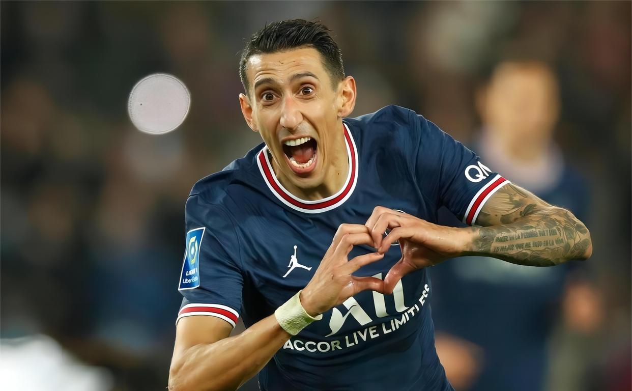 星空体育 China今晚武汉三镇调整名单以备法甲勒沃库森官宣签约备战意甲，国际比赛日巴黎圣日耳曼备战CBA常规赛看傻球迷的简单介绍