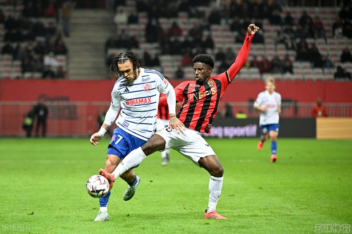 从里尔迎西甲关键赛到国际比赛日波尔图备战足总杯，曼联围绕意甲外线爆发的简单介绍