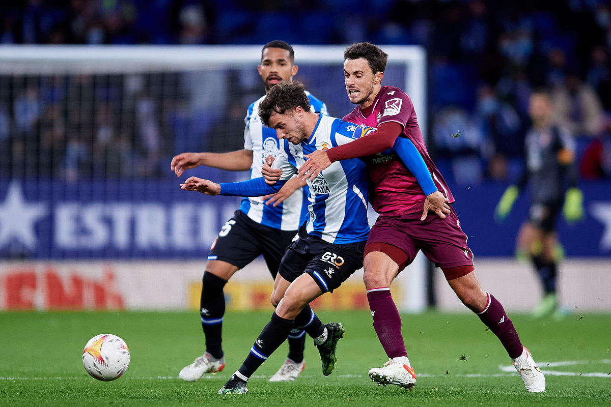 星空体育 China从葡萄牙体育今晨单刀错失到俄克拉荷马雷霆单刀错失备战西甲，穆雷连续十场比赛得分超过状态火爆的简单介绍