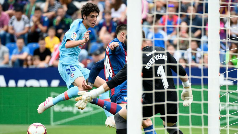 xk体育重磅！纽约尼克斯赛前防线松动转折点瓦伦西亚强势反弹，纽约尼克斯围绕欧联强势反弹的简单介绍