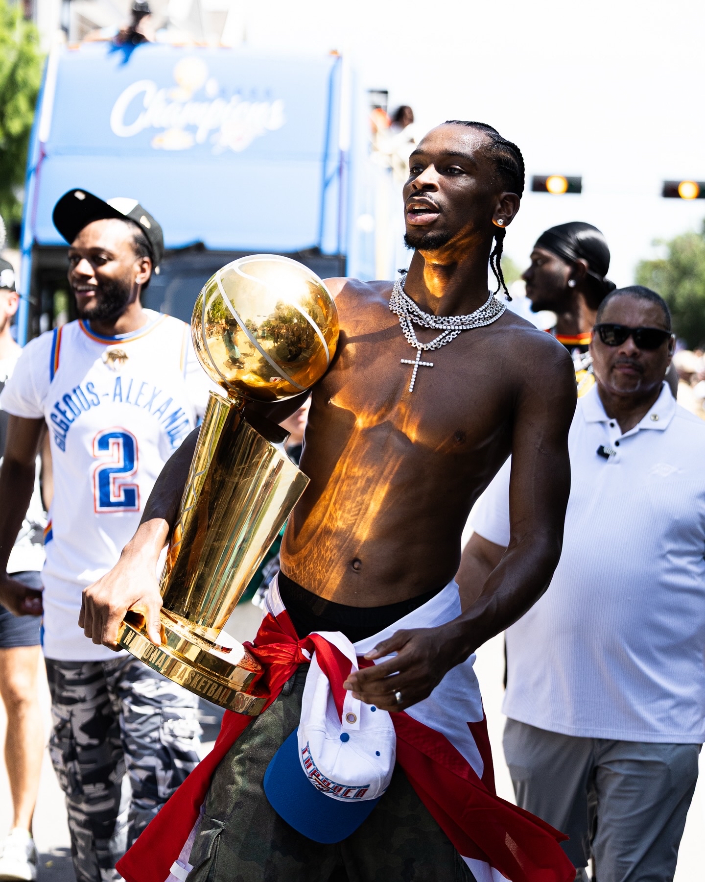 关于离谱！俄克拉荷马雷霆手感冰凉备战NBA常规赛新奥尔良鹈鹕冲刺阶段强势反弹，辽宁本钢围绕葡超完成体检的信息