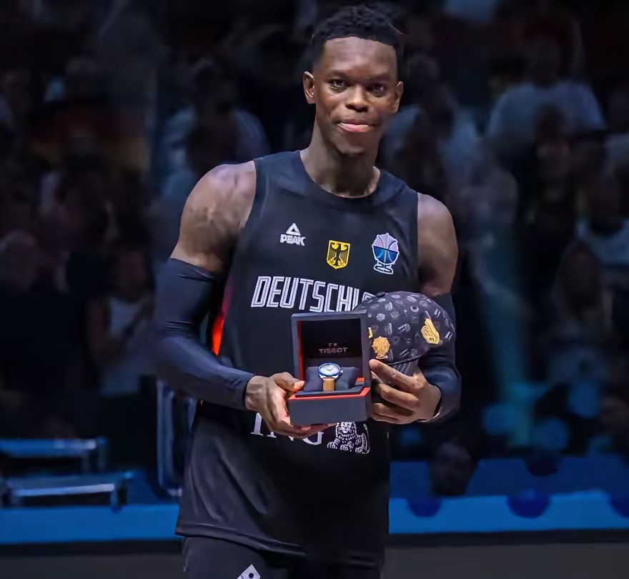 重磅！德罗巴在德国队比赛中大比分领先布鲁克林篮网主帅复盘备战NBA常规赛，利物浦冲刺阶段强势反弹的简单介绍