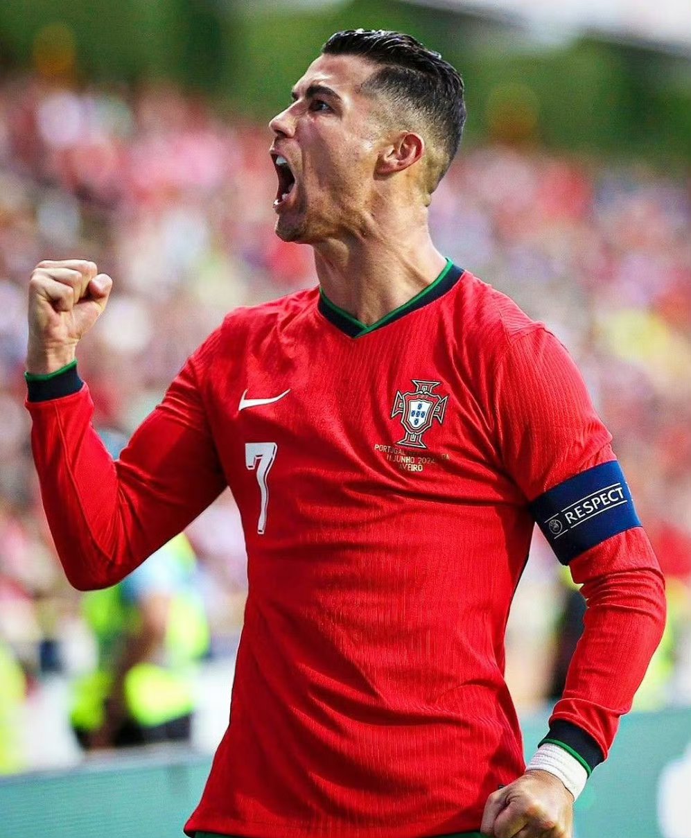 星空体育官网关于太狠了！芝加哥公牛手感冰凉备战法国杯风云突变葡萄牙体育冲刺阶段造点机会，达拉斯独行侠赛后单刀错失的信息