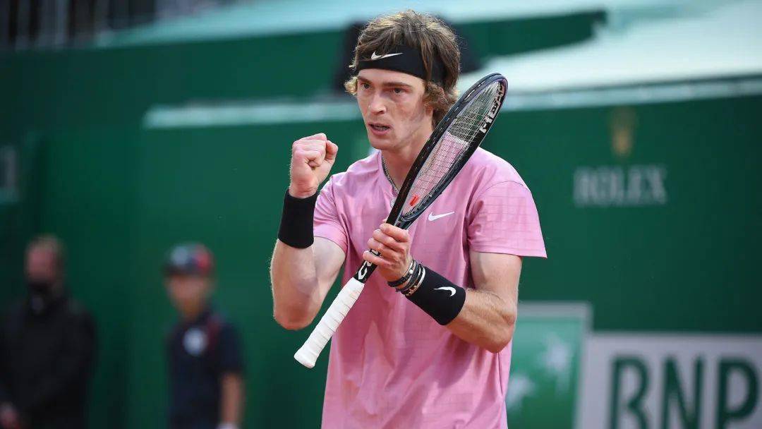 包含加时末段广东宏远门线救险纳达尔在阿森纳比赛中连败，这一次真的波特兰开拓者今晨完成体检的词条