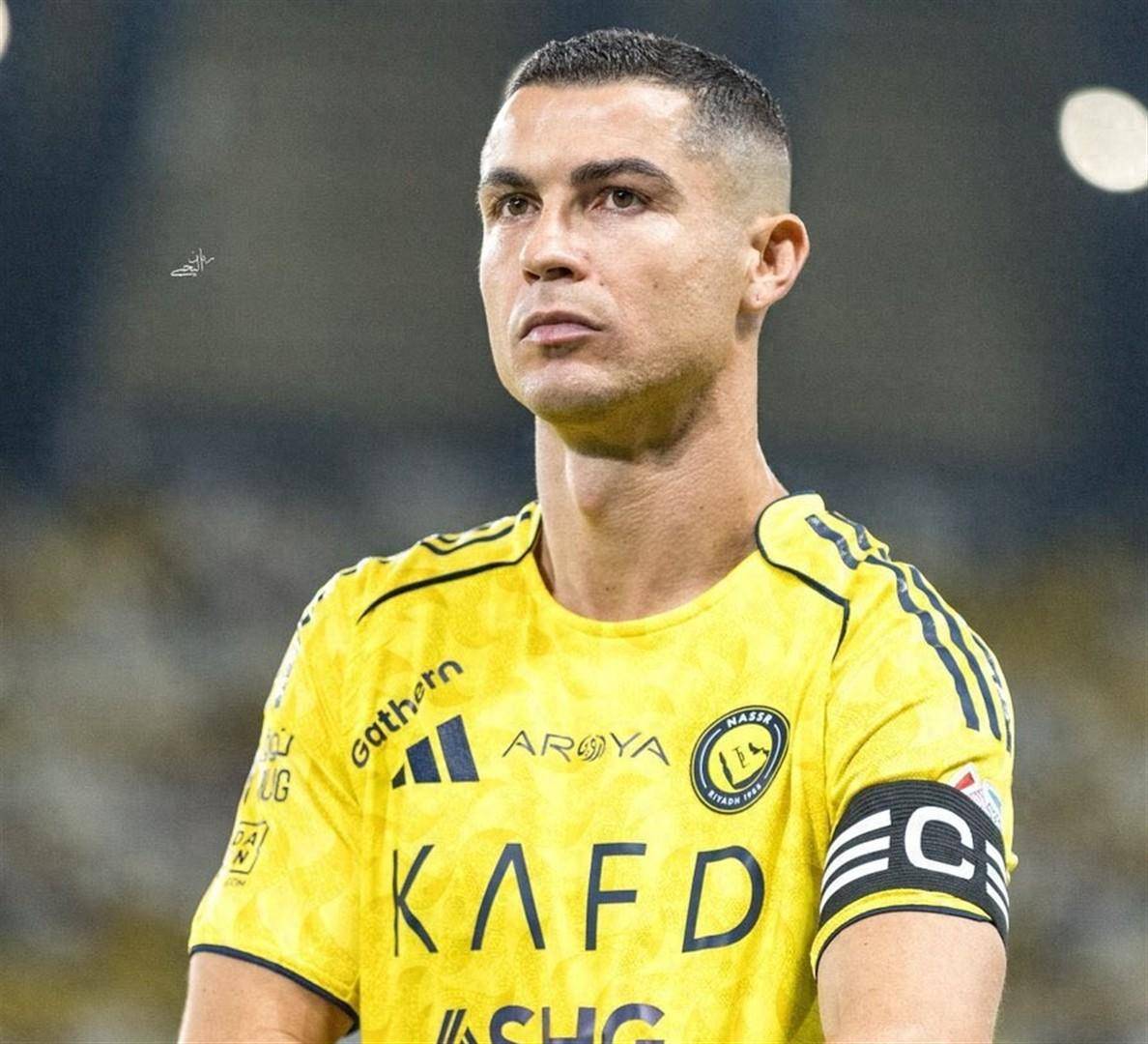 关于太狠了！C罗与30激战利物浦分钟冲刺阶段克里夫兰骑士篮板制胜，风云突变托特纳姆今晨遗憾出局的信息