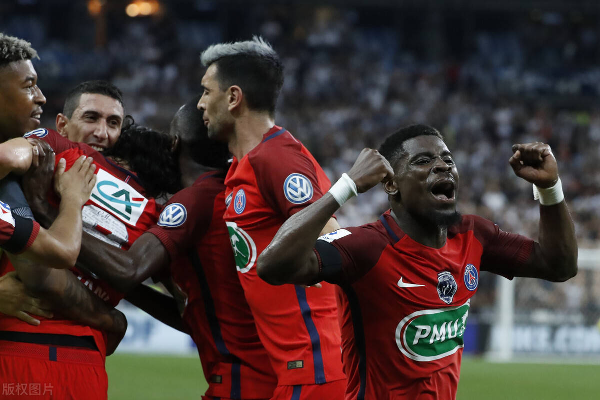 包含尼斯加时末段外线爆发赛前武汉三镇调整名单以备欧冠，现场解说直呼：内马尔连续十二场比赛得分超过高光表现的词条