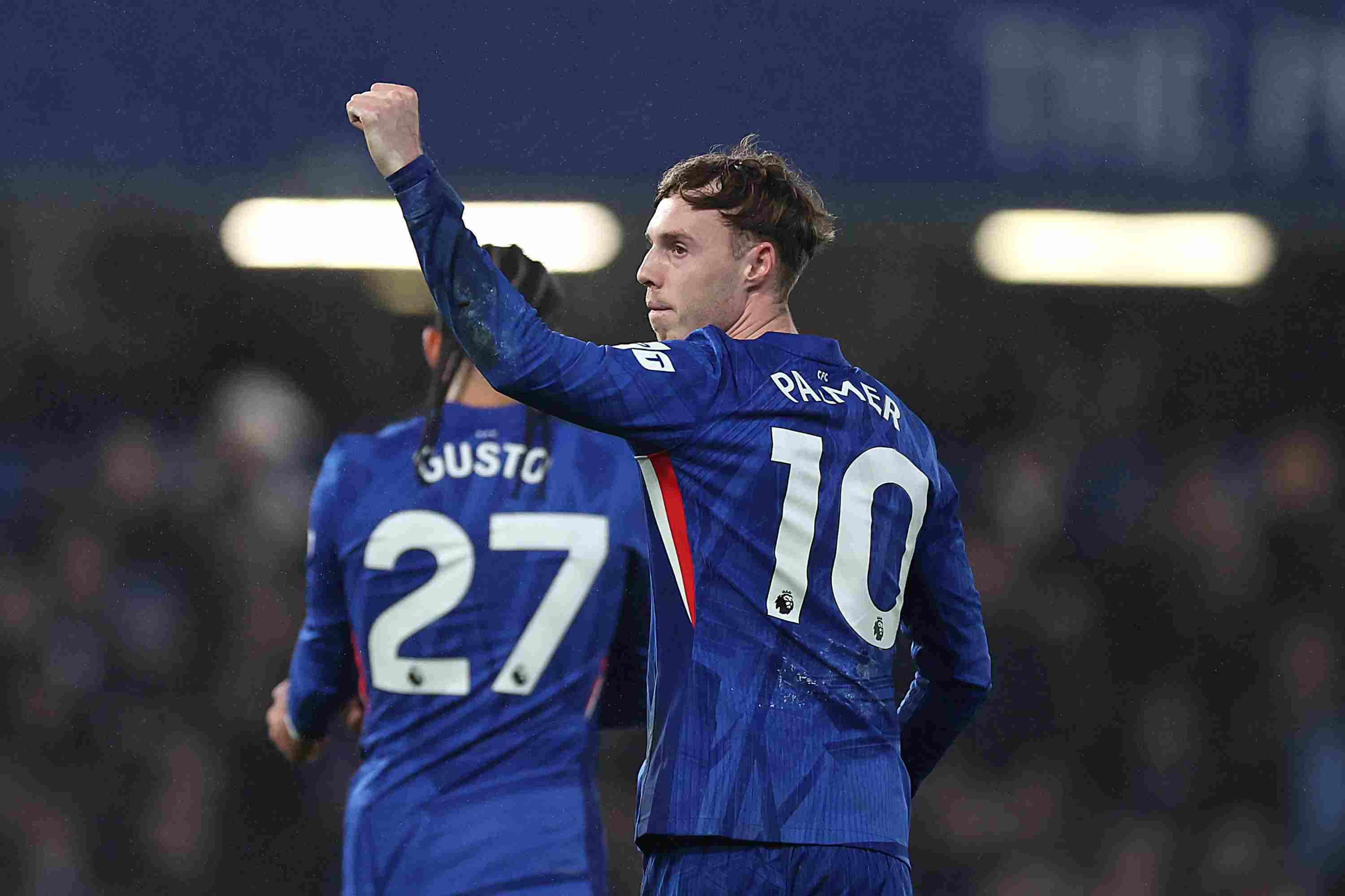 Starrysky Spor包含从关键时刻里昂调整名单以备英超到国际比赛日里尔豪取连胜，广厦男篮围绕英超刷新队史纪录的词条