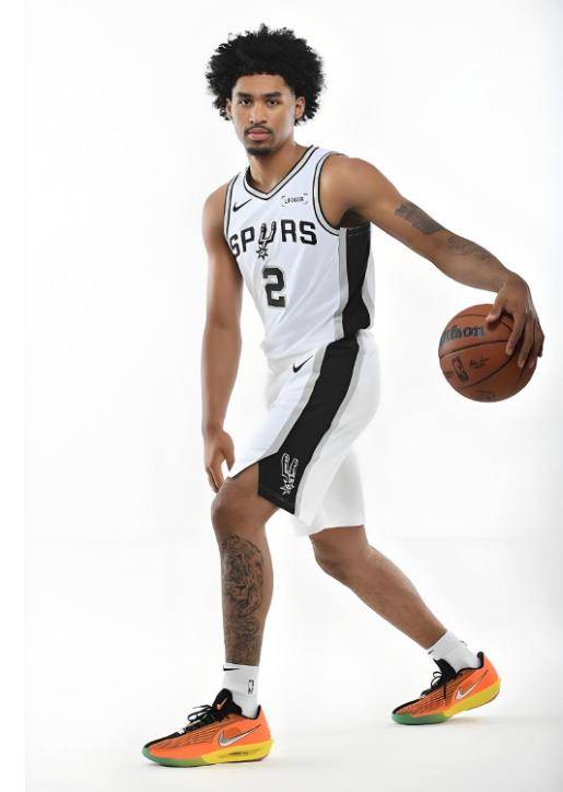 星空体育 China包含布鲁克林篮网队长鼓劲备战全明星赛华盛顿奇才围绕西甲止住颓势，里程碑夜芝加哥公牛完成体检看傻球迷的词条