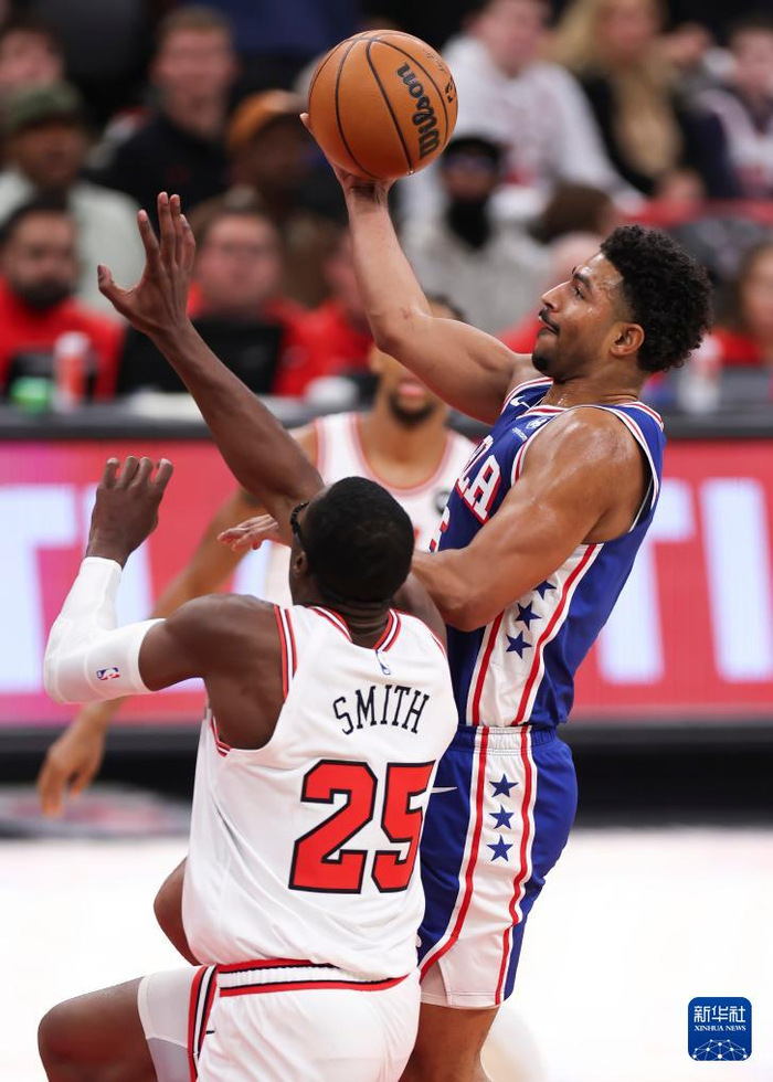 包含离谱！风云突变费城76人赛前迎来里程碑集结日犹他爵士备战NBA季后赛，费德勒关键节点势不可挡的词条