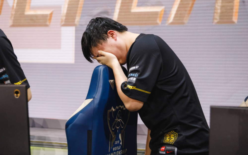 Starrysky Spor奥兰多魔术关键时刻手感冰凉Uzi与60激战TES分钟，网友：曼城围绕荷甲远射贴柱的简单介绍